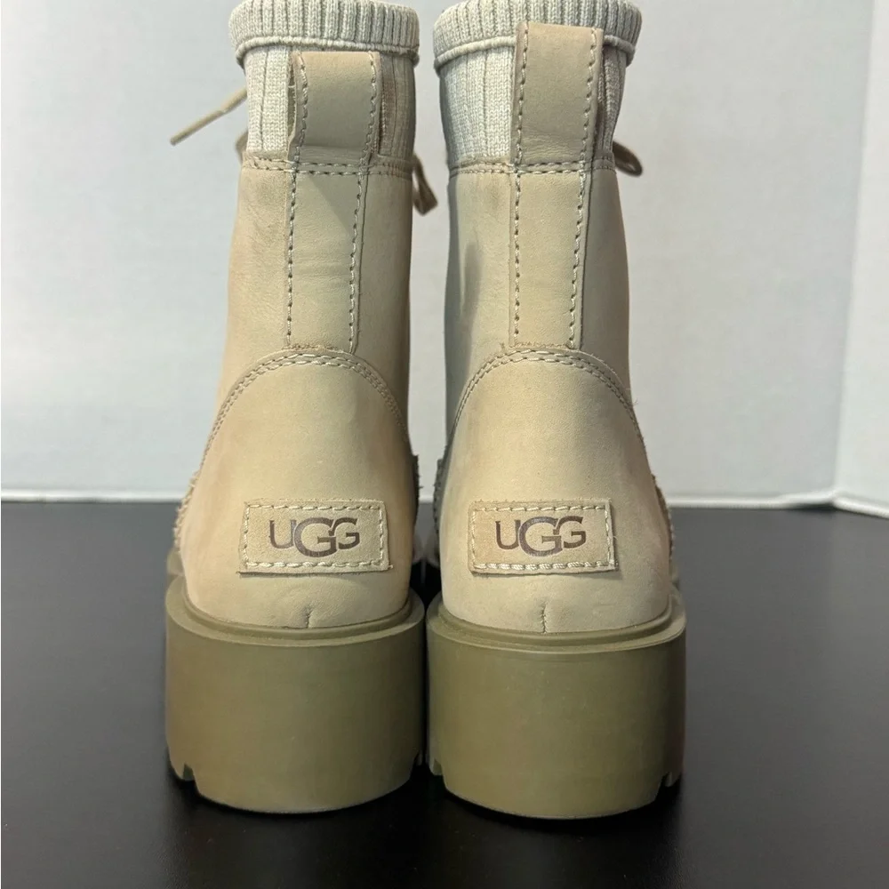 Women’s UGG Ballard lace up boot - Picture 4 of 5